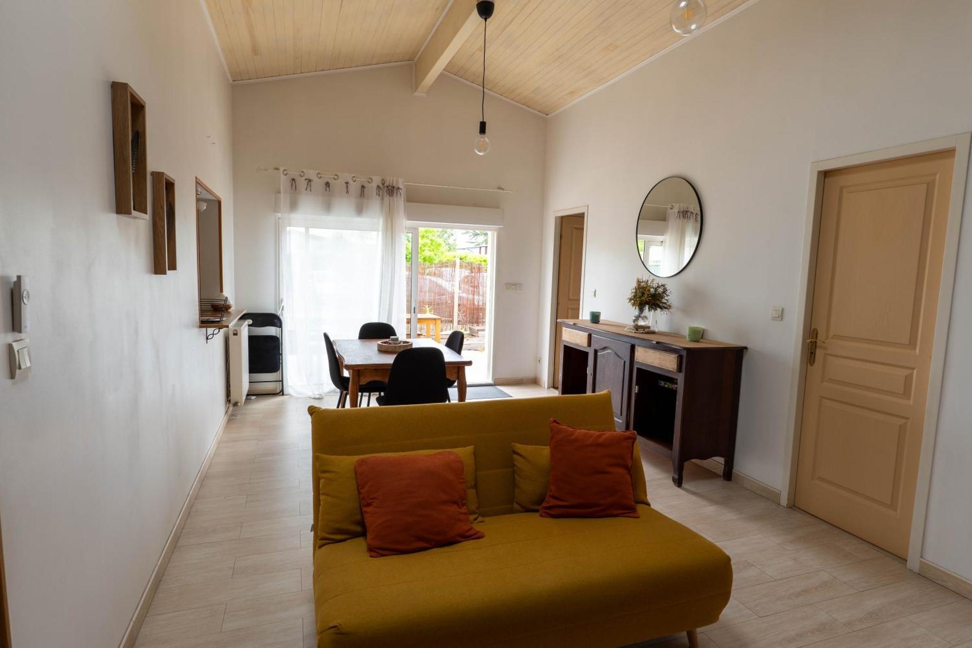 En Face Des Vignes Ferienhaus Montagne (Gironde)